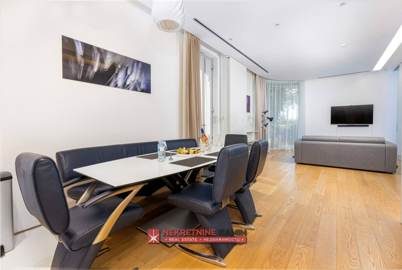 Квартира, 1044 м², 900 000$ — FAKTOR